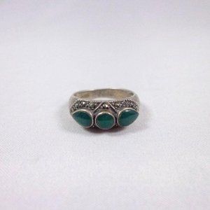 Vintage 925 silver ring Marcasite & 3 green stones SZ 8